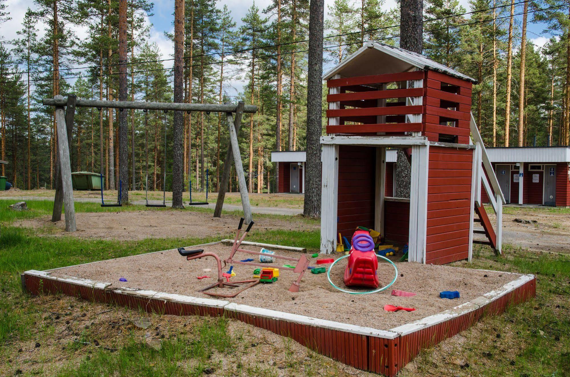 Ahvenlampi Camping Saarijarvi Bagian luar foto