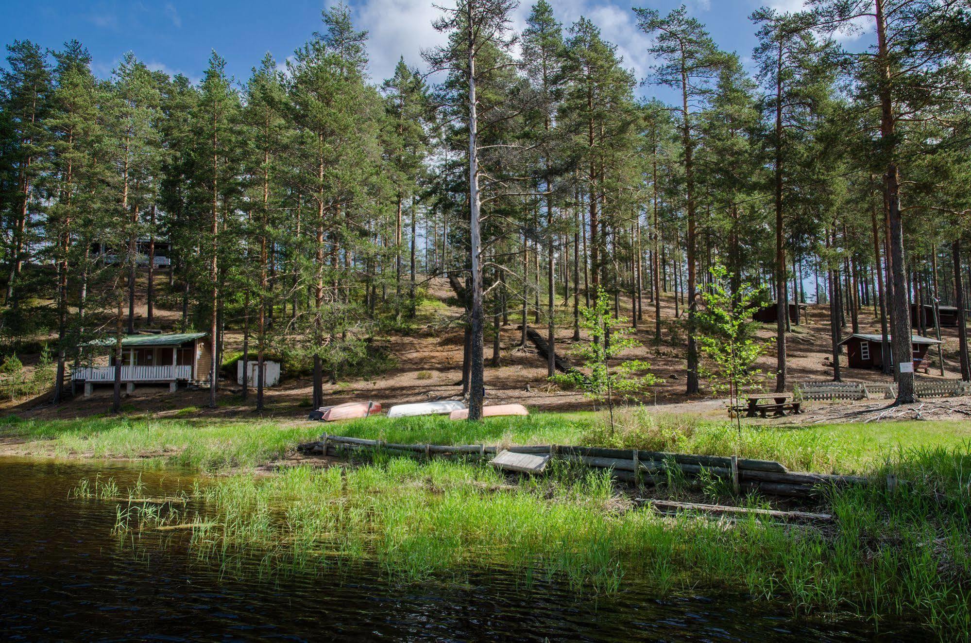 Ahvenlampi Camping Saarijarvi Bagian luar foto